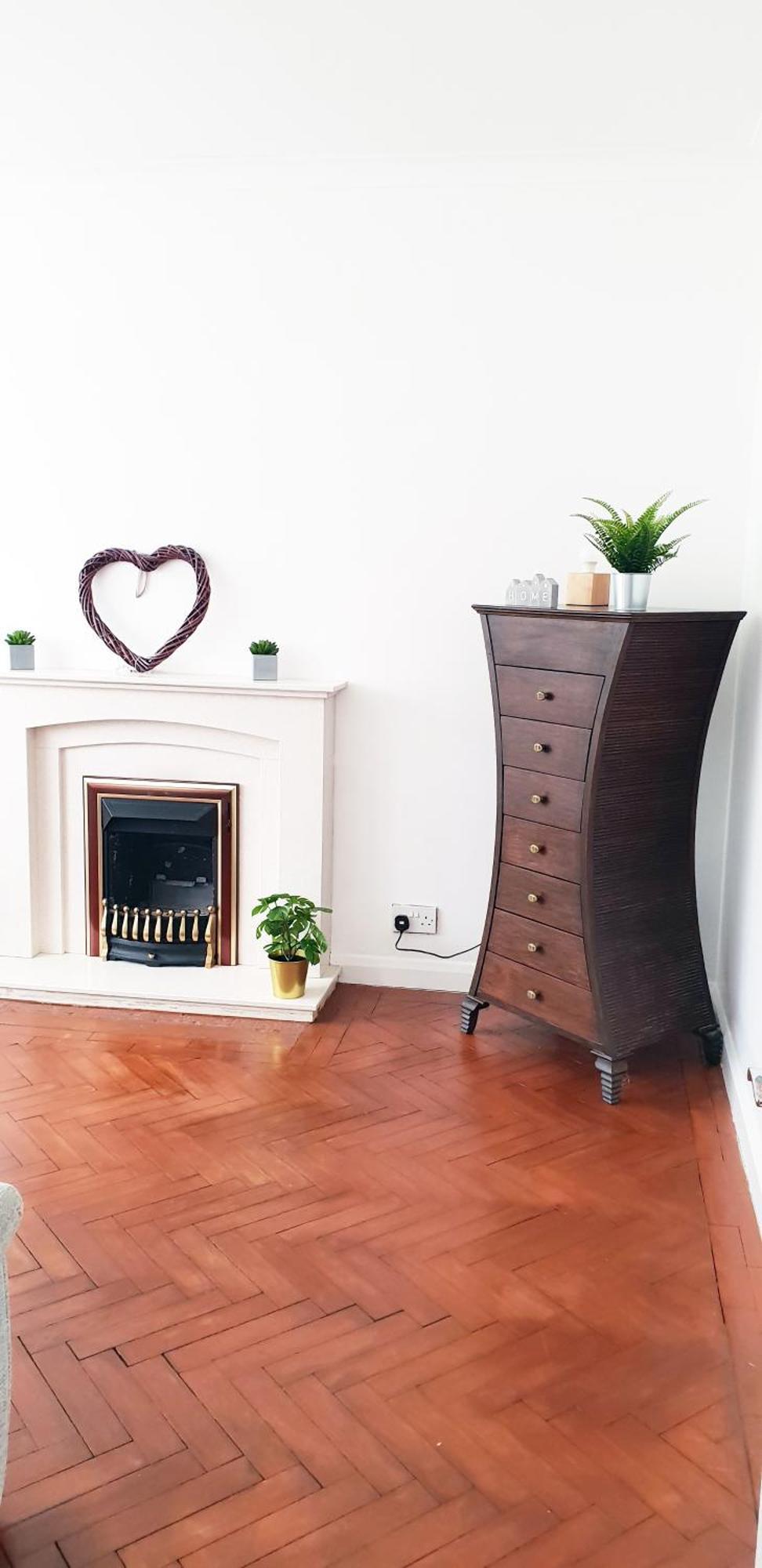 House In Wollaton, * Nottingham